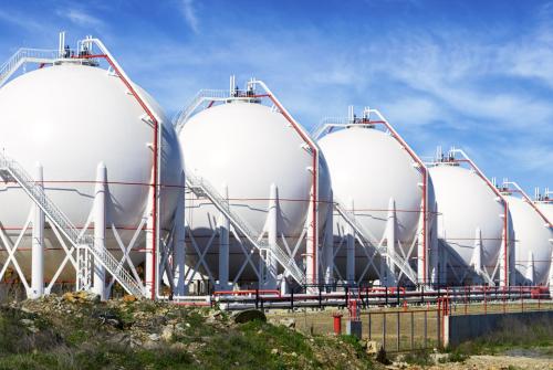 A photo of LNG facilities 